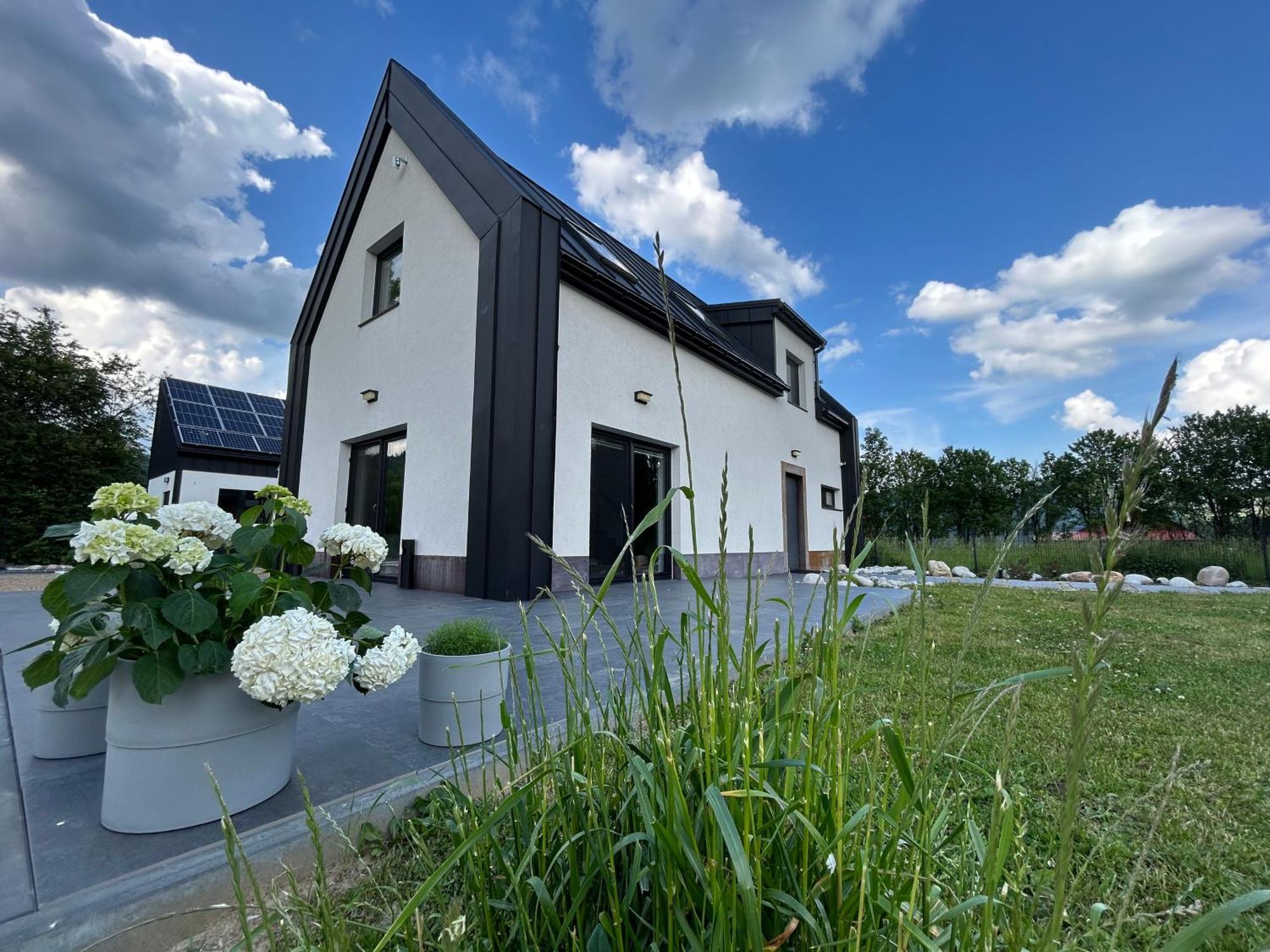 Black & White Houses Niedzica Экстерьер фото